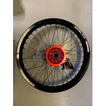 TALON REAR WHEEL  SUZUKI 19x2.15x36 - RED PROBILLET HUB AND BLACK EXCEL ONE RIM